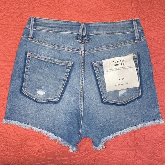 NWT Good American Cut-Off Short - Picture 2 of 5